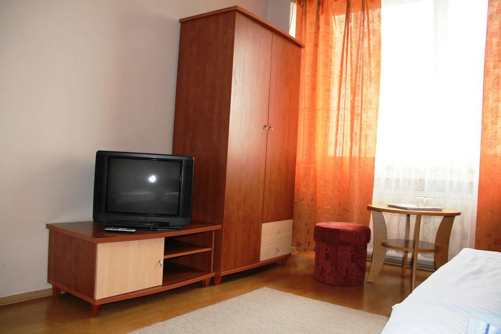 Hotel Dom Techniky Zilina Room photo